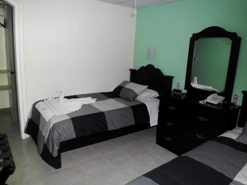 Hotel Eskalima Alajuela Phòng bức ảnh