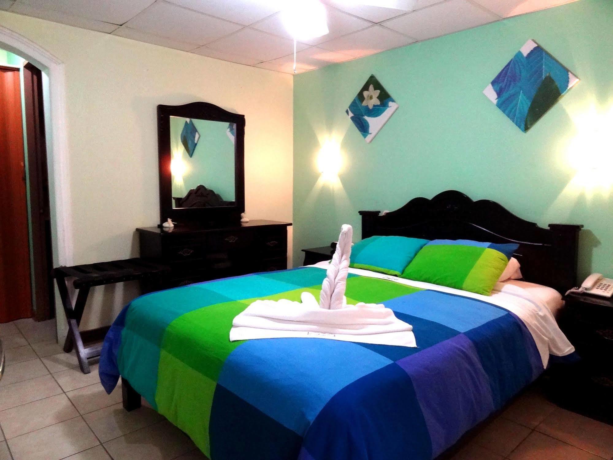 Hotel Eskalima Alajuela Ngoại thất bức ảnh
