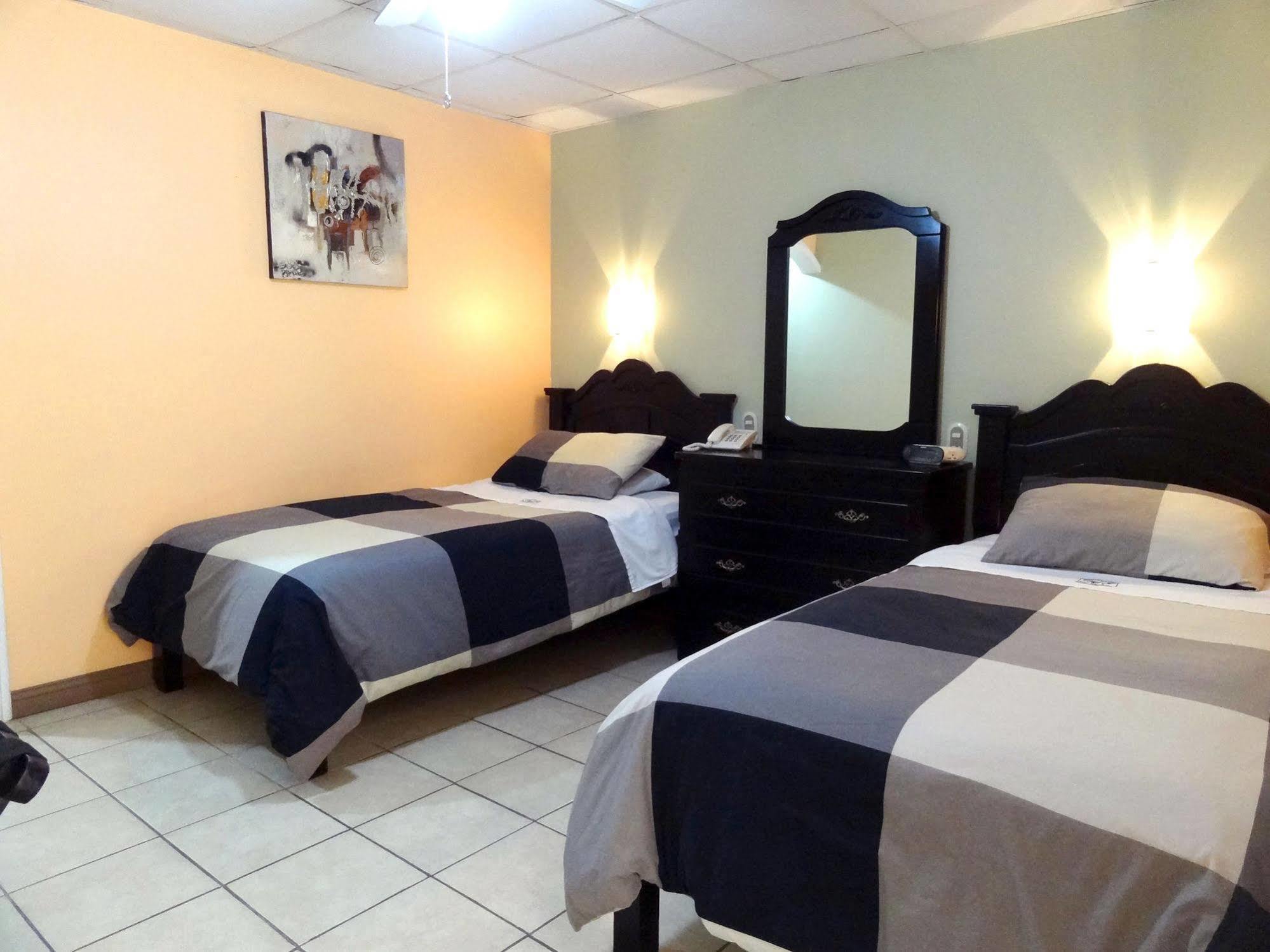Hotel Eskalima Alajuela Ngoại thất bức ảnh